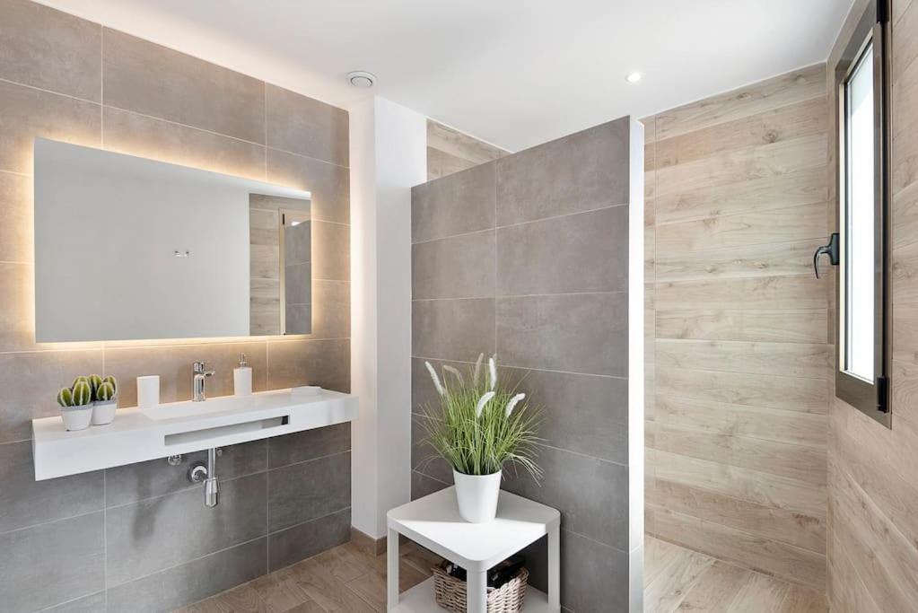 Villa Noka Cala'N Blanes  Kültér fotó